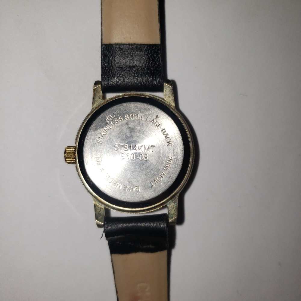 Watch - Picture 2 of 2